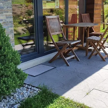 Tu I Teraz 木屋 什恰夫尼察