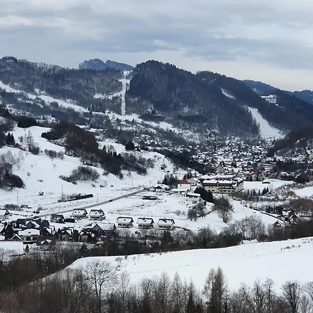 Tu I Teraz 木屋 什恰夫尼察