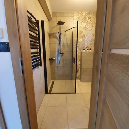 Tu I Teraz Шавница